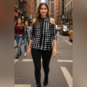 Sweet Romeo, cold shoulder, three-quarter sleeve, tie-dye rayon, spandex sz S